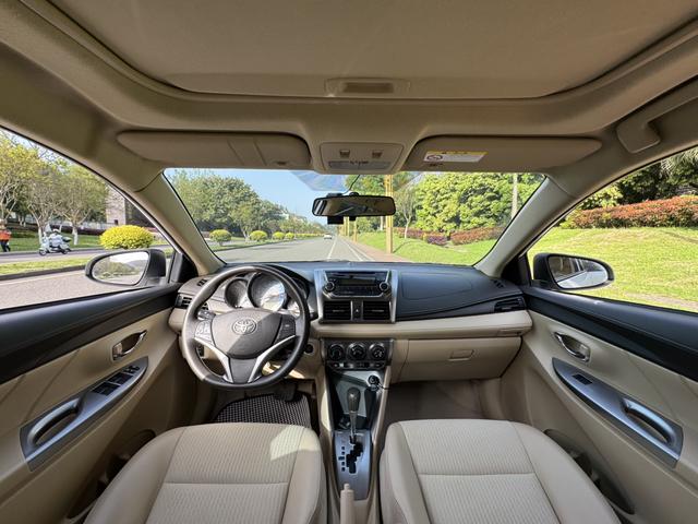 Toyota YARIS L Vios 2014 модификация 1.5GS автоматическое Rapid движение Edition – фото 13