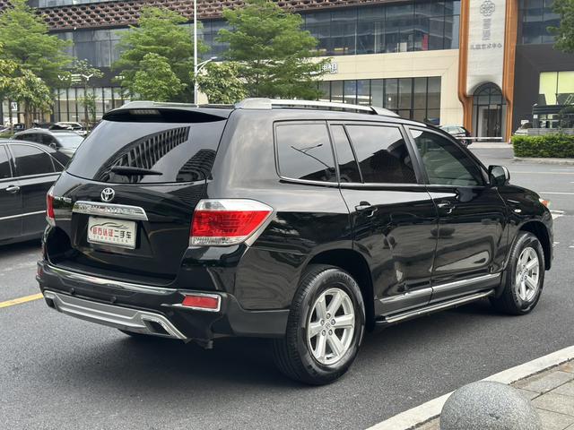Toyota Highlander 2012 2.7L 2WD 5-seat Elite – фото 6