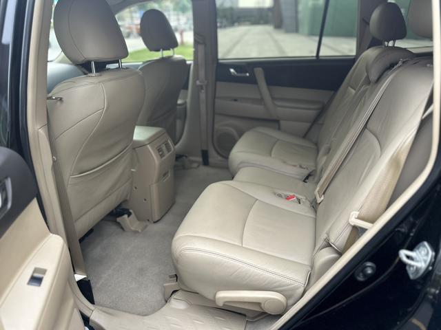 Toyota Highlander 2012 2.7L 2WD 5-seat Elite – фото 8