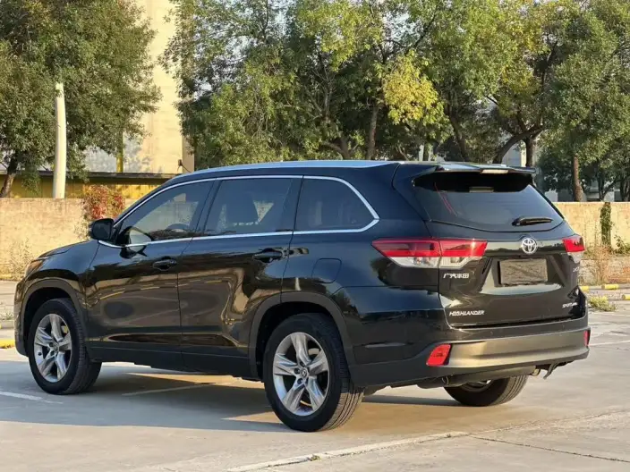 Toyota Highlander 2021 Model 2.0T 4WD Deluxe Edition 7 seat – фото 4
