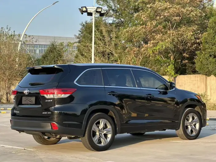 Toyota Highlander 2021 Model 2.0T 4WD Deluxe Edition 7 seat – фото 6