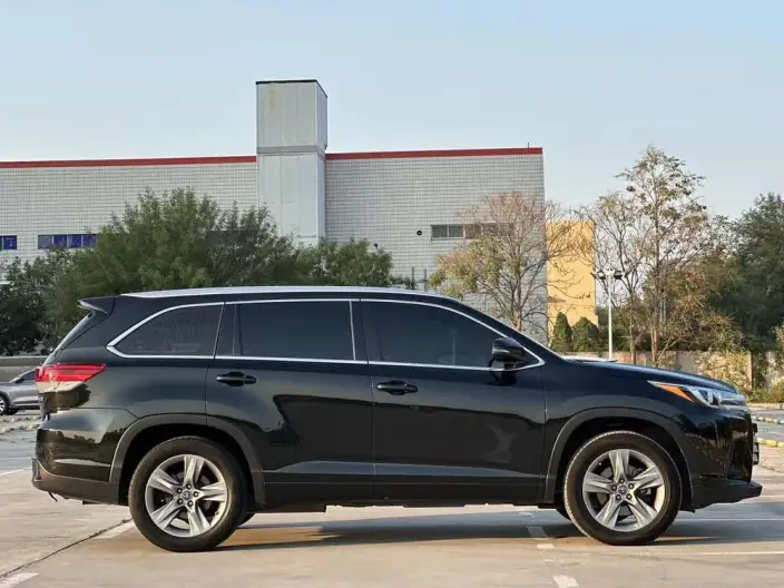 Toyota Highlander 2021 Model 2.0T 4WD Deluxe Edition 7 seat – фото 7
