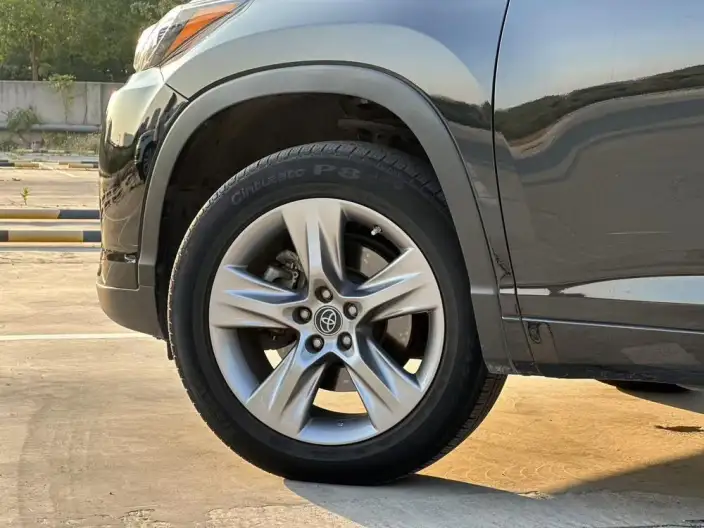 Toyota Highlander 2021 Model 2.0T 4WD Deluxe Edition 7 seat – фото 9