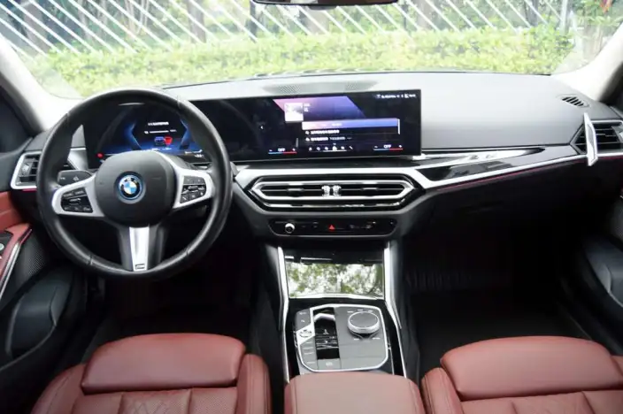 BMW i3 2023 Model eDrive35L – фото 10