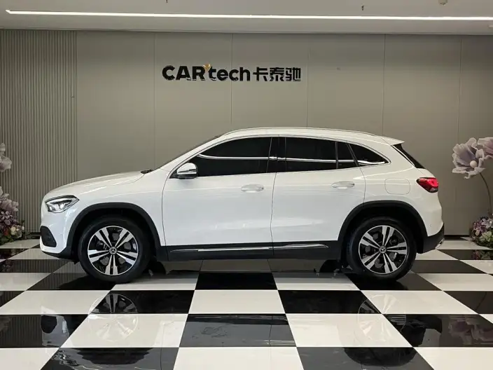 Mercedes-Benz GLA 2023 Model GLA 220 – фото 4