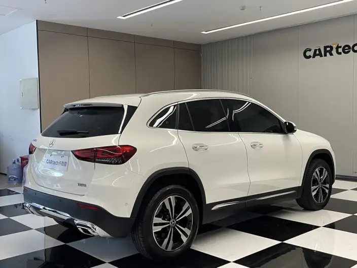 Mercedes-Benz GLA 2023 Model GLA 220 – фото 7