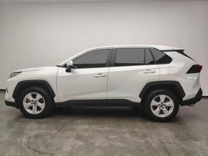 Toyota RAV4 2024 Model 2.0L CVT 2WD Urban Edition – фото 4