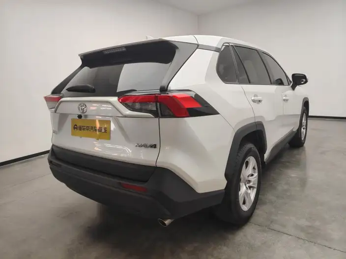 Toyota RAV4 2024 Model 2.0L CVT 2WD Urban Edition – фото 7