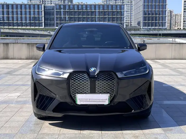 BMW iX 2023 Model xDrive40 – фото 2