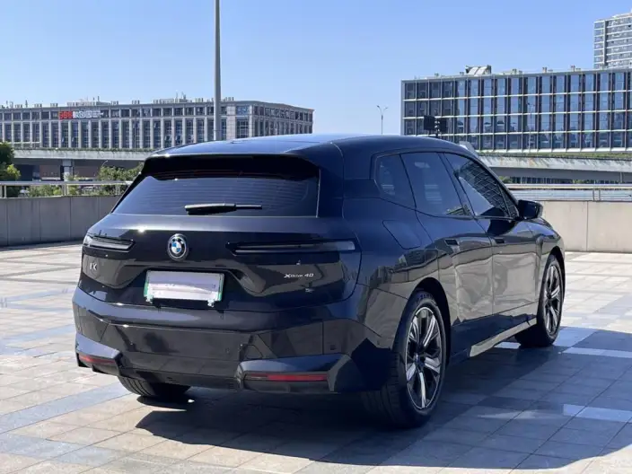 BMW iX 2023 Model xDrive40 – фото 6