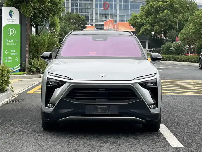 NIO ES8 2020 Model 415KM Signature Edition VII seat – фото 2