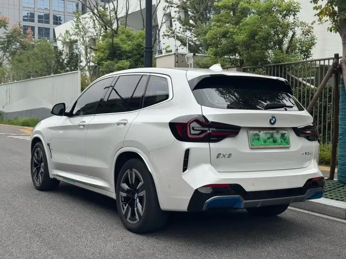 BMW iX3 2022 Model Leading Model – фото 5