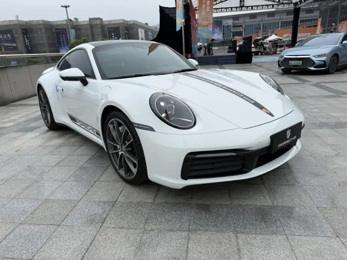 PORSCHE 911 2023 Model Carrera 3.0T – фото 3