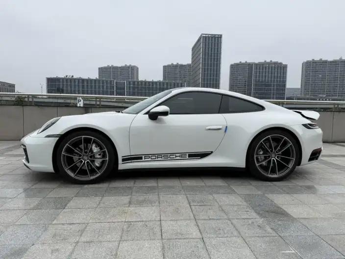 PORSCHE 911 2023 Model Carrera 3.0T – фото 4