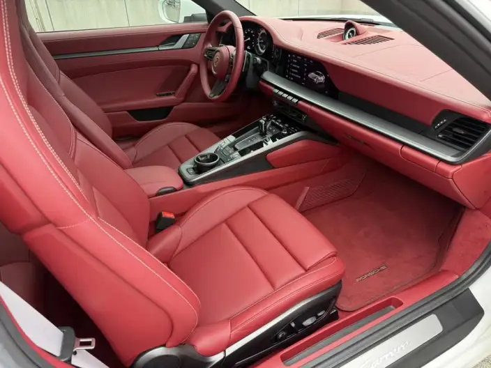 PORSCHE 911 2023 Model Carrera 3.0T – фото 8