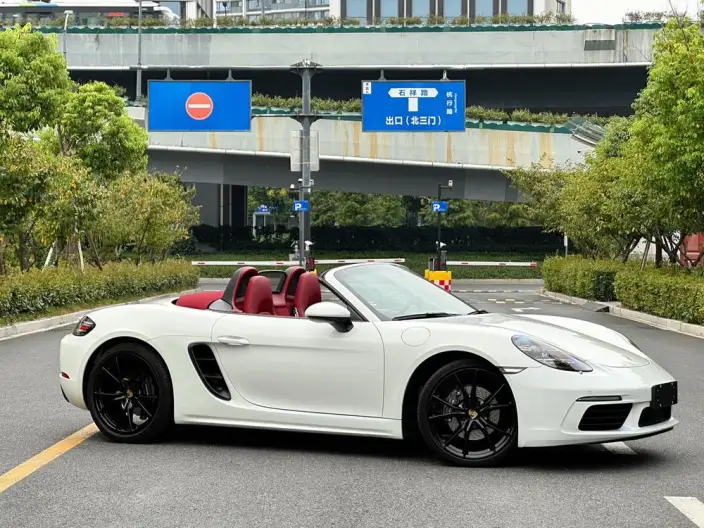 Porsche 718 2023 Model Boxster 2.0T – фото 3