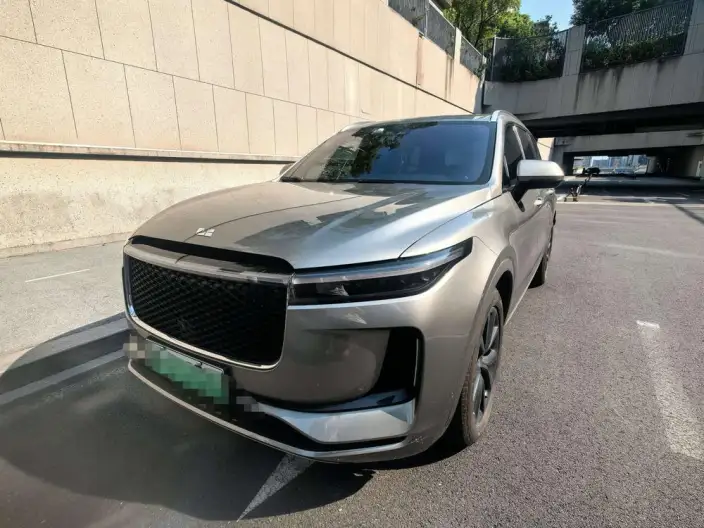 Li Auto ONE 2020 Model Extended Range 6 seat Edition – фото 1