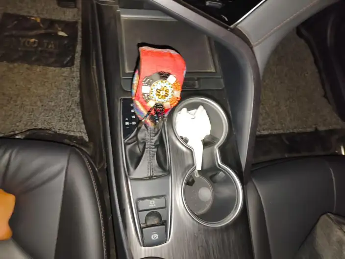 Toyota Camry 2021 Model 2.0G Deluxe Edition – фото 9
