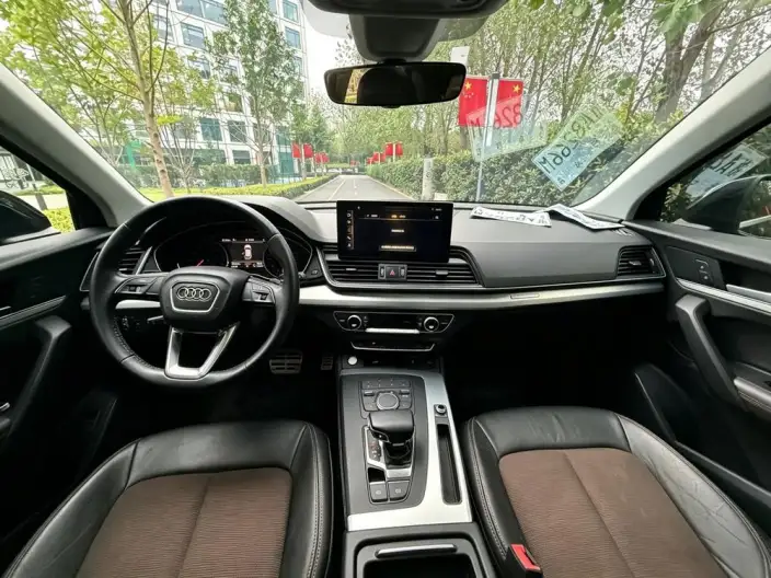 Audi Q5L 2020 Model 40 TFSI Rong Xiang Enterprising Model – фото 6