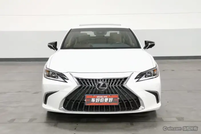 Lexus ES 2022 Model 200 Superior Edition – фото 2