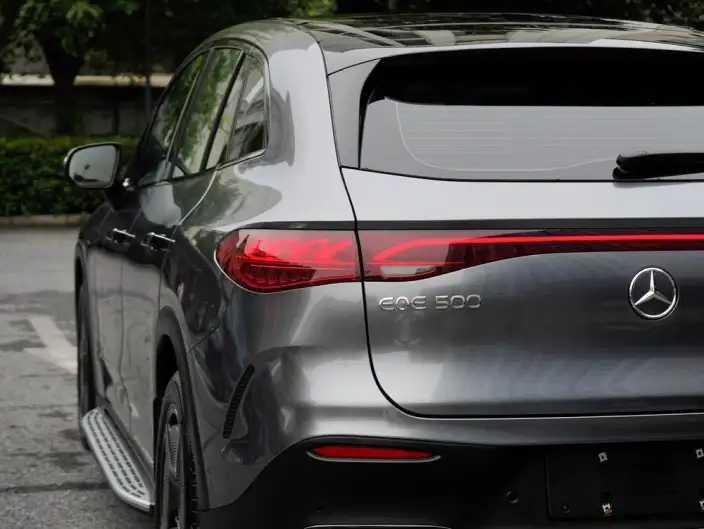 Mercedes-Benz EQE SUV 2023 Model EQE SUV 500 4MATIC Special Edition – фото 6