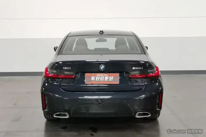 BMW 3 Series 2025 Model 325i M Sports Set – фото 2