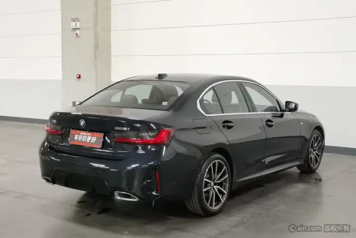 BMW 3 Series 2025 Model 325i M Sports Set – фото 3