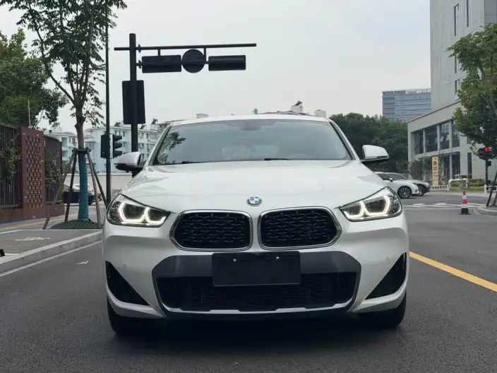 BMW X2 2023 Model sDrive25i M Off-road Set – фото 2