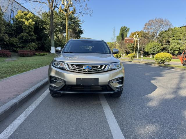 Geely Boyue 2018 1.8TD Automatic 2WD Smart Connect 4G – фото 2