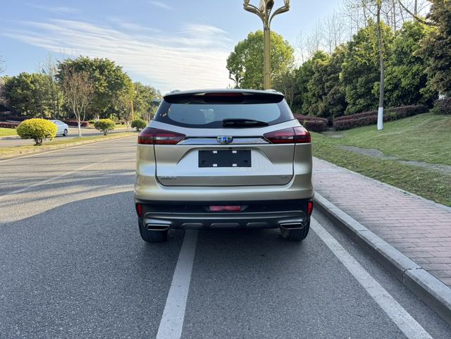Geely Boyue 2018 1.8TD Automatic 2WD Smart Connect 4G – фото 6