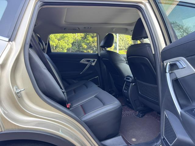 Geely Boyue 2018 1.8TD Automatic 2WD Smart Connect 4G – фото 9