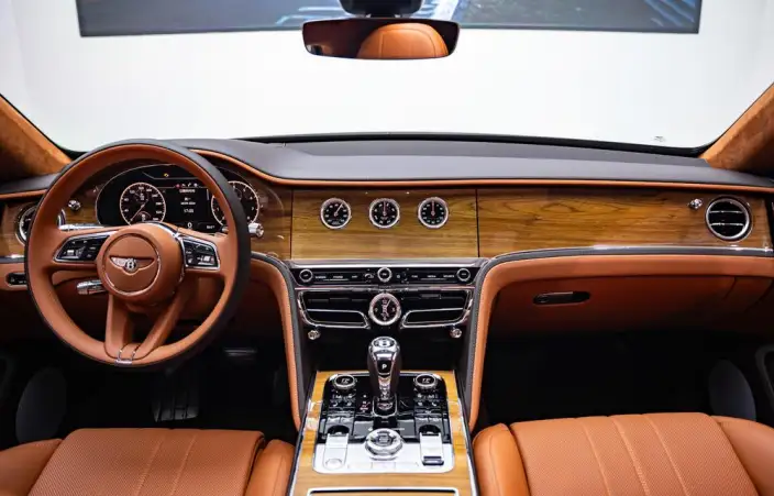 Continental Flying Spur 2021 Model 4.0T V8 Standard Edition – фото 5