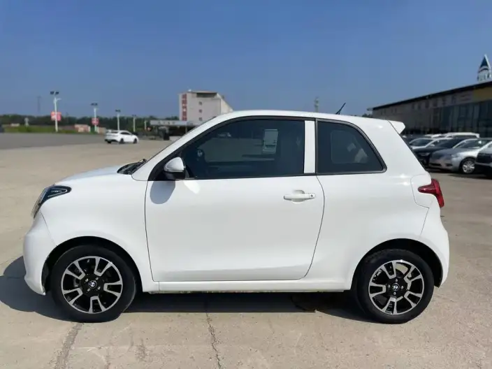 Brilliance Sunrise i03 A 2021 Model 31.45kWh – фото 4