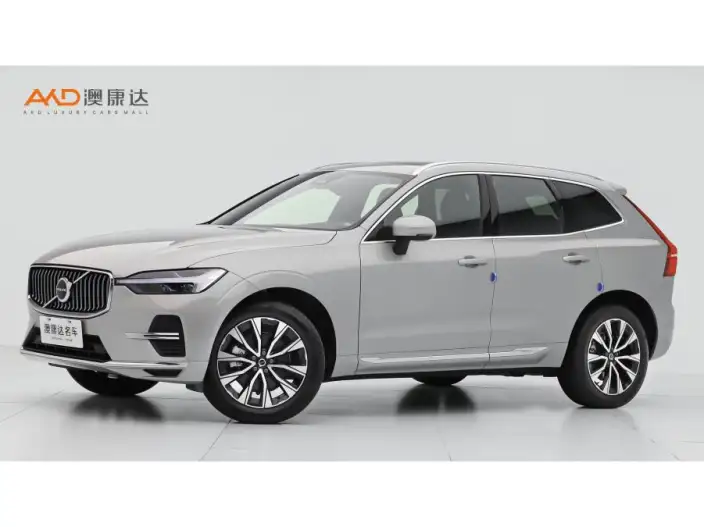 Volvo XC60 2024 Model B5 4WD Smart Range Deluxe Edition – фото 1