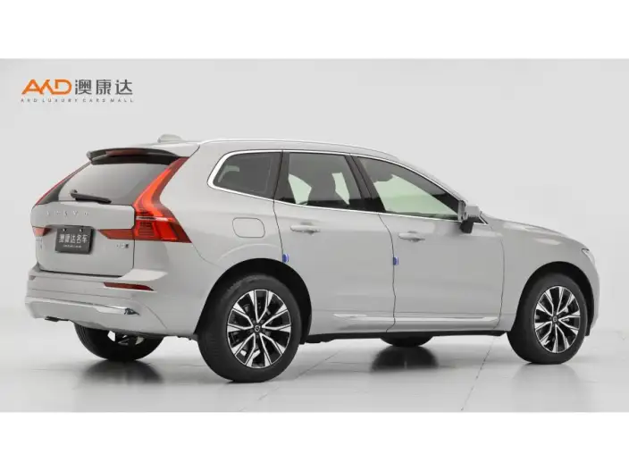 Volvo XC60 2024 Model B5 4WD Smart Range Deluxe Edition – фото 4