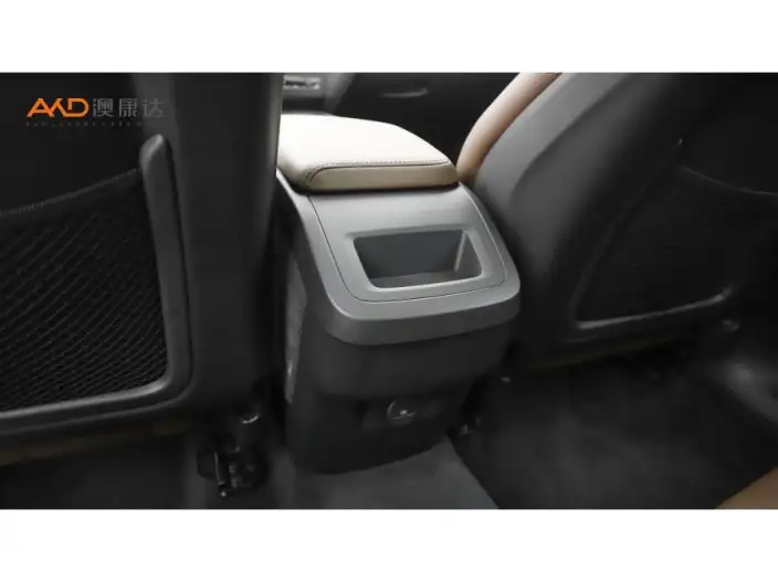 Volvo XC60 2024 Model B5 4WD Smart Range Deluxe Edition – фото 5