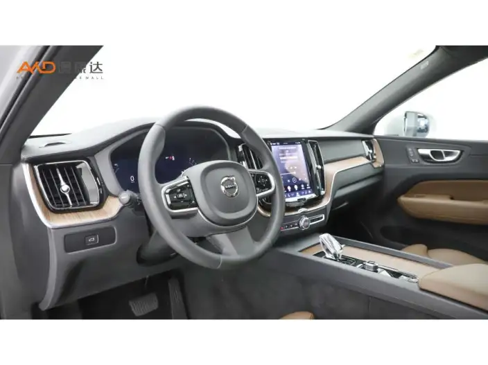 Volvo XC60 2024 Model B5 4WD Smart Range Deluxe Edition – фото 7