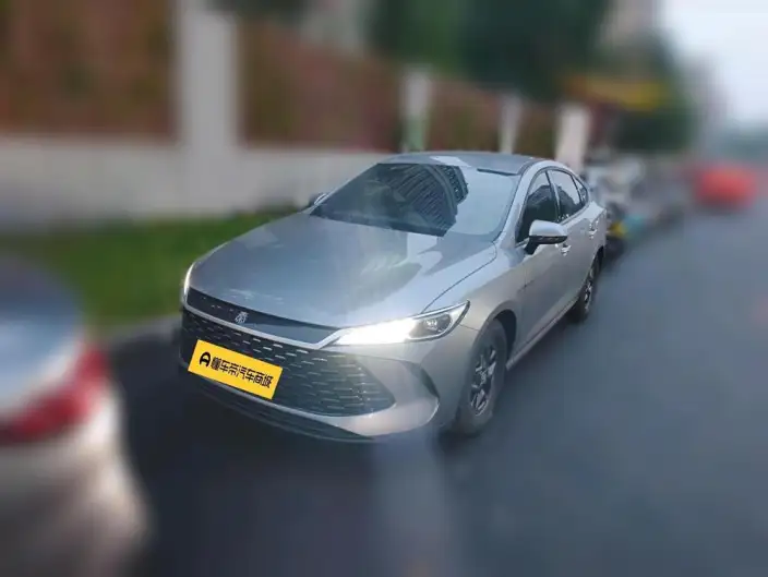 BYD Qin PLUS DM 2025 Model Smart Driving Edition DM-i 55KM Leading Model – фото 1