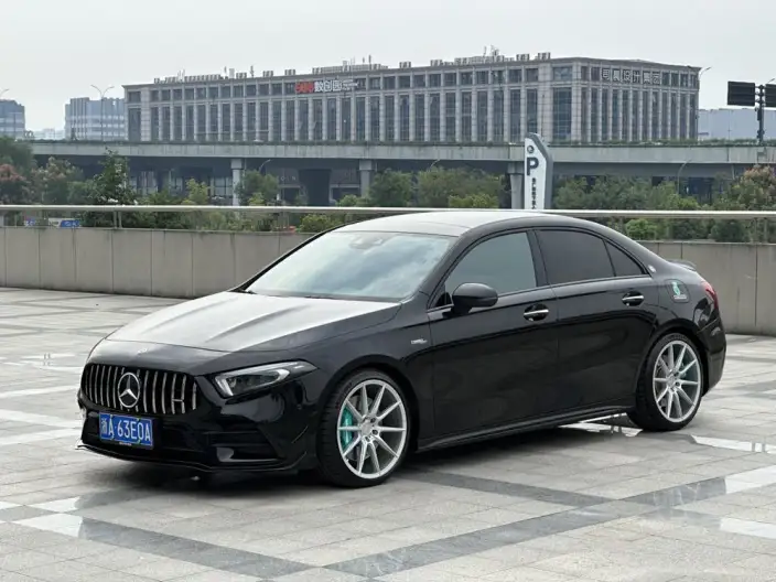 Mercedes-Benz A-Class AMG 2022 Model AMG A 35 L 4MATIC – фото 1