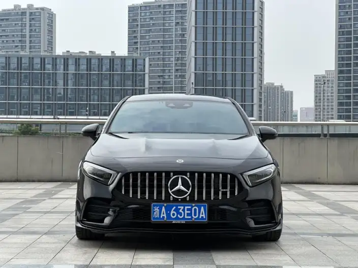 Mercedes-Benz A-Class AMG 2022 Model AMG A 35 L 4MATIC – фото 2