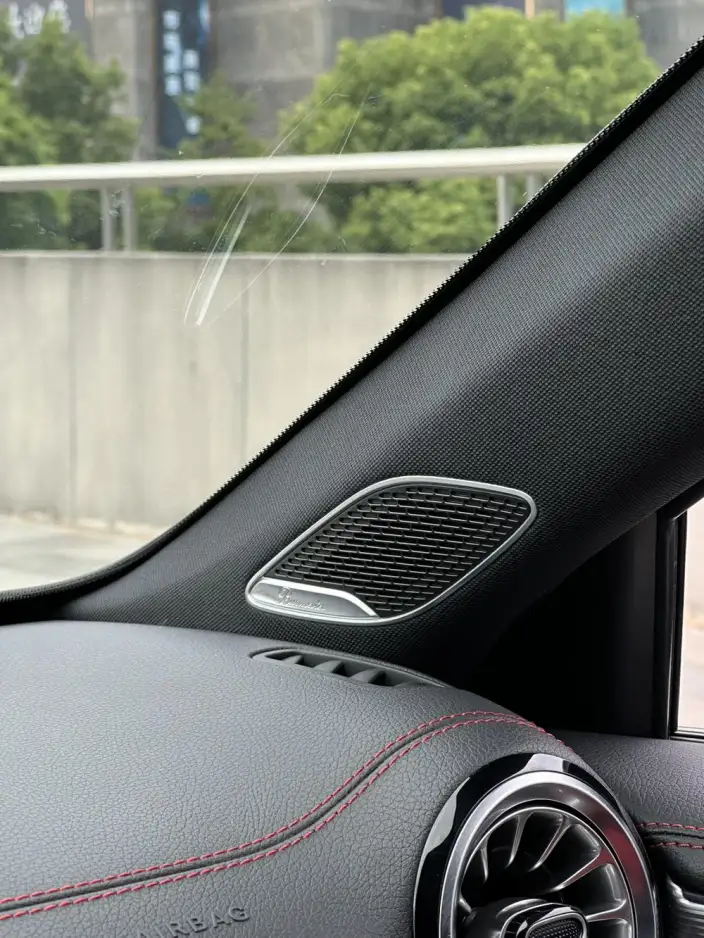 Mercedes-Benz A-Class AMG 2022 Model AMG A 35 L 4MATIC – фото 8