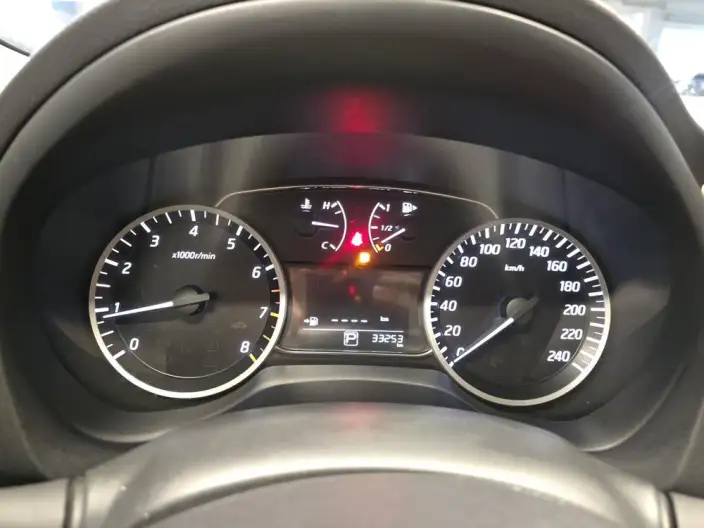 Nissan Sylphy 2022 Model Classic 1.6 XL CVT Deluxe Edition – фото 9