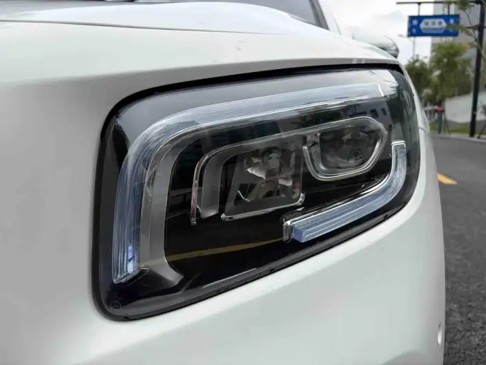 Mercedes-Benz GLB 2021 Model GLB 200 Fashion Model – фото 6