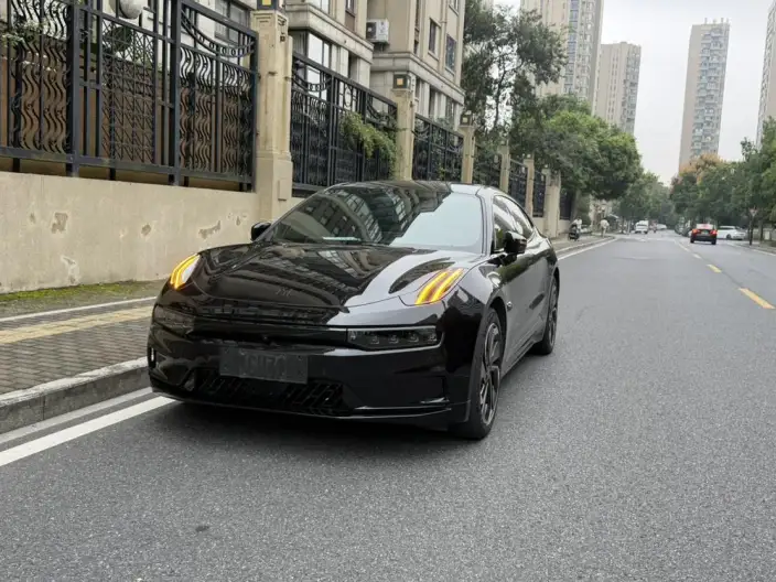 ZEEKR 001 2023 Model ME Edition 100kWh 4WD – фото 1