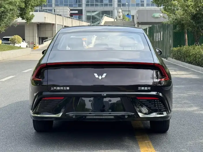 Wuling Xingguang PHEV 2023 Model 70 Standard Edition – фото 6