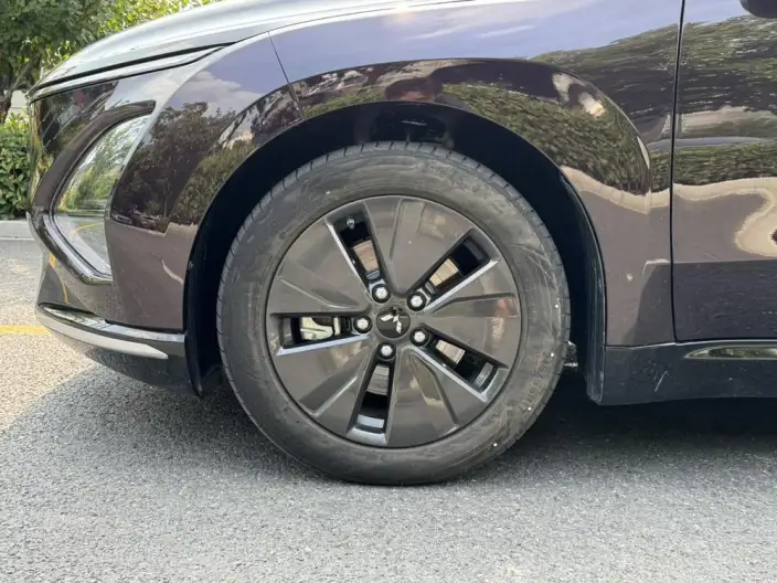 Wuling Xingguang PHEV 2023 Model 70 Standard Edition – фото 10