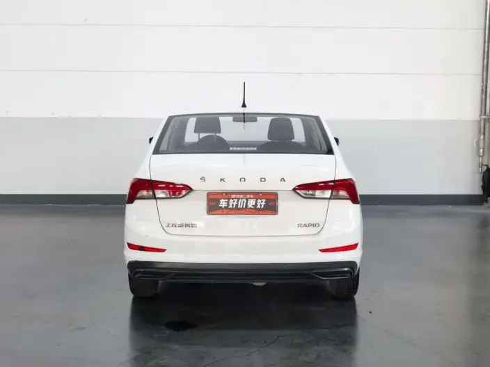 Skoda Rapid 2020 Model 1.5L Manual Standard Edition – фото 3