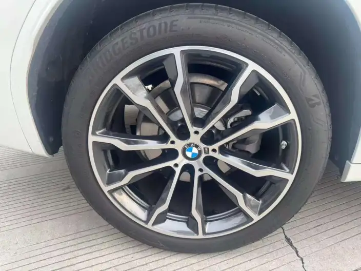BMW X3 2023 Model xDrive30i Leading Model M Night Set – фото 6