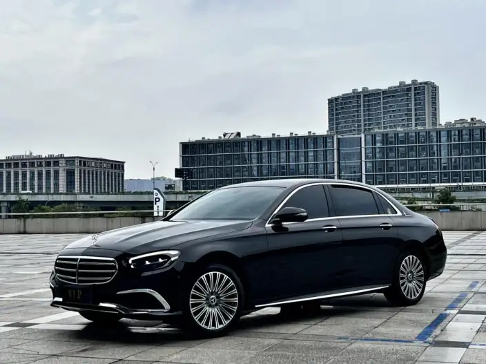 Mercedes-Benz E-Class 2022 Model E 300 L Noble Model sedan – фото 10