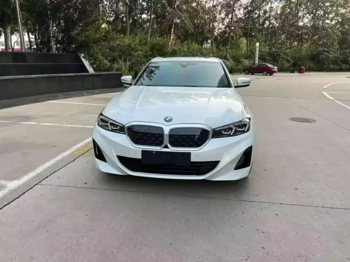 BMW i3 2023 Model eDrive35L – фото 2